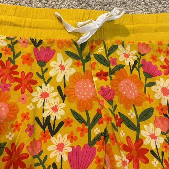 Little Sleepies Women’s Pajama Pants | Small | Sunny Garden - Picture 5 of 7